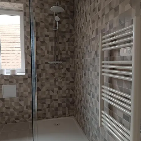 Le 70s 2 Pieces Proche Colmar Apartment *